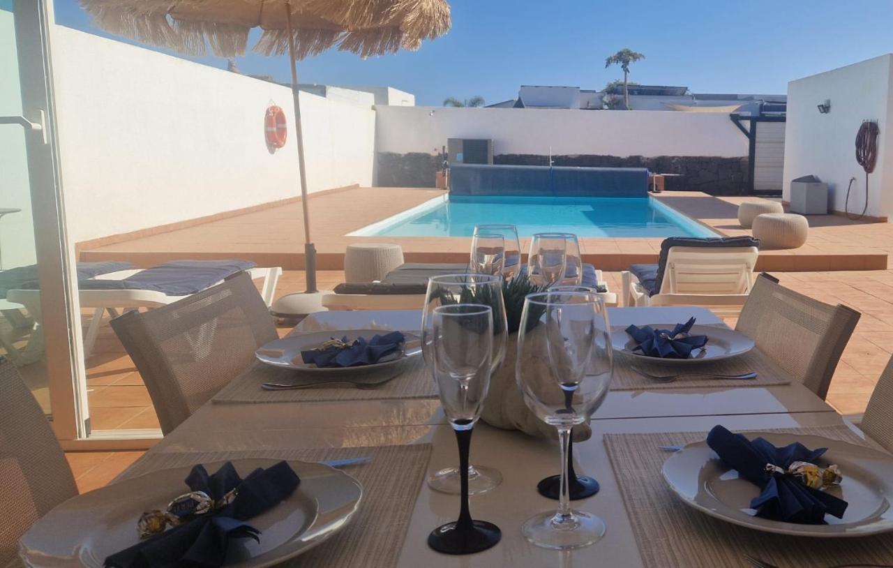 Villa Baroli Amplia Piscina Privada Climatizada Playa Blanca  Kültér fotó
